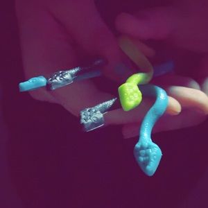 Meet your Posher, Elliot